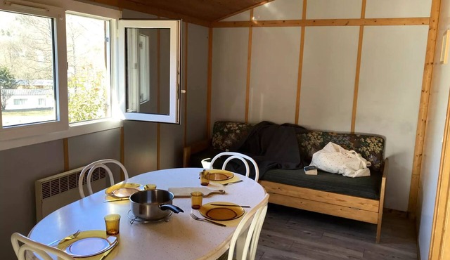 Flower Camping LA BEXANELLE * - Chalet Bois Standard 35m2 - 2 bedrooms + covered terrace 4 people