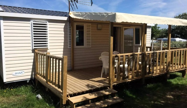 Flower Camping La Pointe du Talud * - Mobile home Comfort TITANIA 30m2 - 3 bedrooms + semi-covered terrace 15m2 6 people
