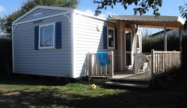 Flower Camping La Pointe du Talud * - Mobile home Comfort VENUS 22m2 - 2 bedrooms + semi covered terrace 9m2 4 people