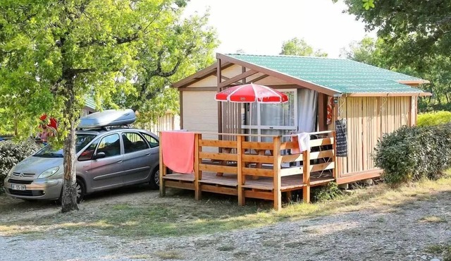Flower Camping le Epi Bleu * - Standard chalet 35m2 (2 bedrooms) - terrace included 10m2 5 persons
