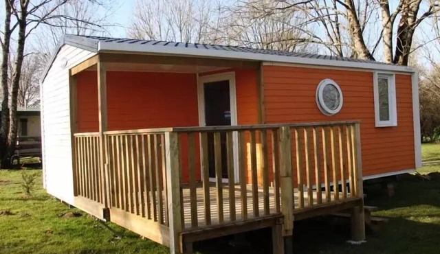 Flower Camping Les 3 Bear * - Mobil home Comfort 27.3m2 - TV additional (2 Bedrooms) including semi-covered terrace 4 people