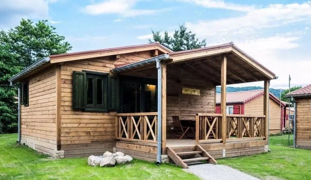 Flower Camping Les Bouleaux * - Chalet CONFORT+ 35 m2 (3 bedrooms) + covered terrace 6 people