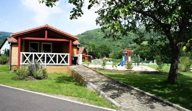 Flower Camping Les Bouleaux * - Chalet CONFORT 35 m2 (2 bedrooms) + covered terrace - Suitable for people with reduced mobility 6 people