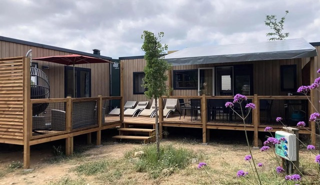 Flower Camping Olivigne * - Mobile home Tribu Premium 5 bedrooms + terrace 44m2 + TV + LV + air conditioning + plancha + 2 bathroom 10 people