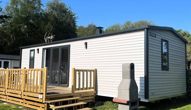 Flower Le Domaine du Rompval * - Mobil-Home 35m2 Premium (3ch-6pers) + Terrace + TV + LV 6 persons