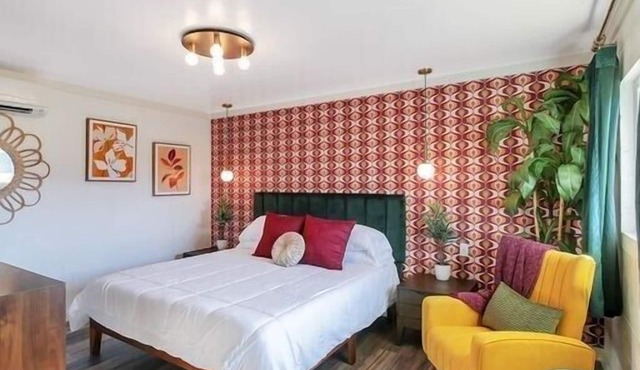 Flower Power Room #4 - 1960 Retro Motel