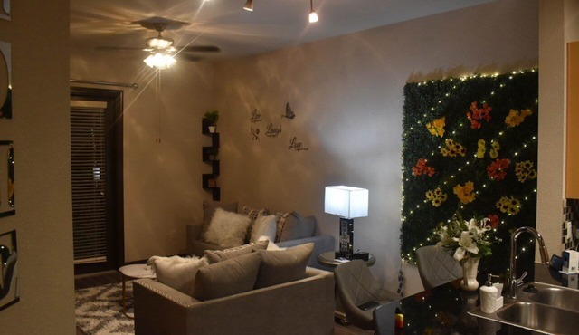 ⭐️ FLOWER-TREE STAY (SELFIE-STATION)