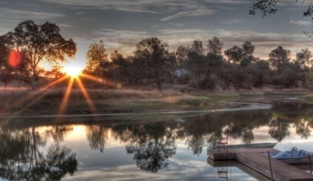 Flowers Lake Cottage