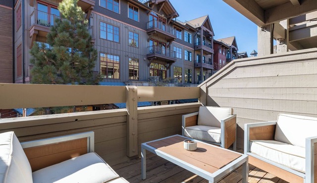 Flurry by Avantstay Tahoe Donner Home w/Access to Northstar Resort Community