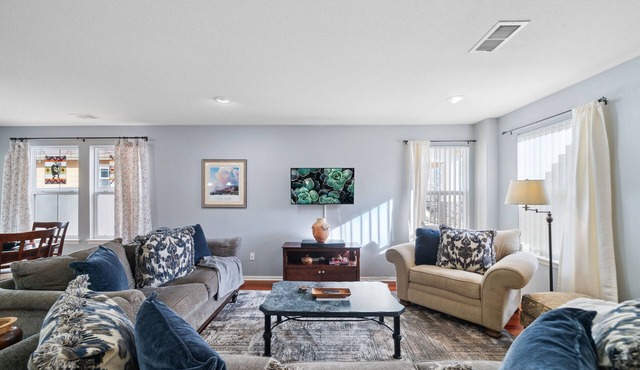 Flyer's Nest Townhome