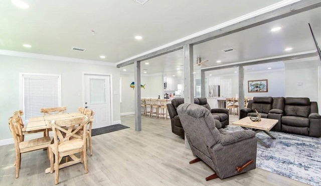 Flying Fish Mahi - Beach Access - Island Realty