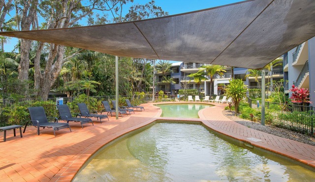 Flynn's Beach 235 - 2 bedroom Resort Style across from Flynn's Beach