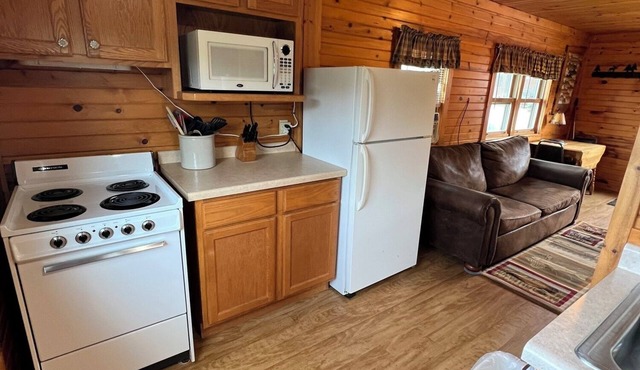 Flyway Resort ‘The Fishing Hole’ on Wilson Lake