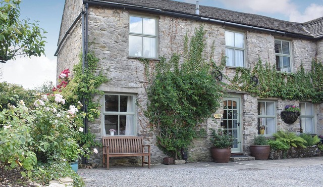 Foal Barn Cottages - The Smithy-CC211115