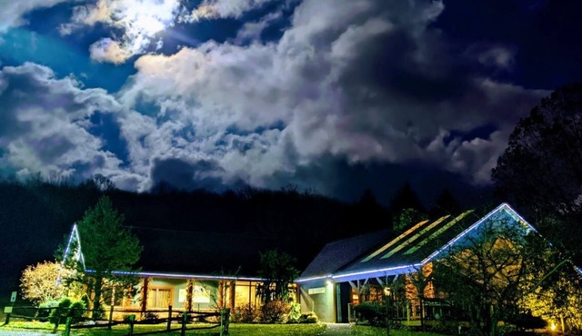 Foggy Mountain Lodge