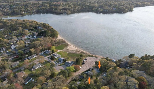 FollinsView Cottages Family fun, Saltwater pond at your door!