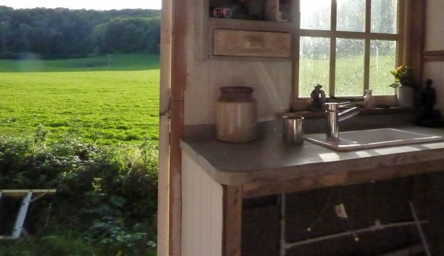 folly hide is shepherd hut