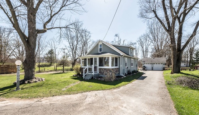 Fonda Lake Bungalow