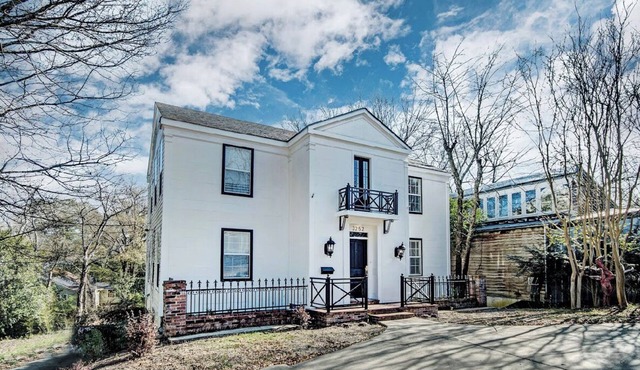 Fondren: “A Divine Destination”