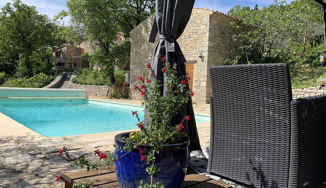 FONT NEW charming house Drome provençale 10 p with heated pool