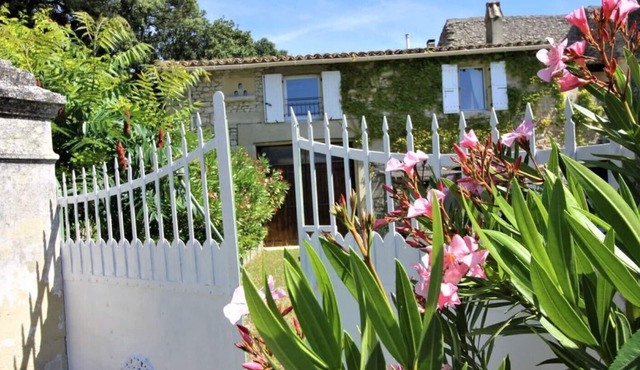 Font-Peyrins, le Pigeonnier, comfortable accommodation for 2 people