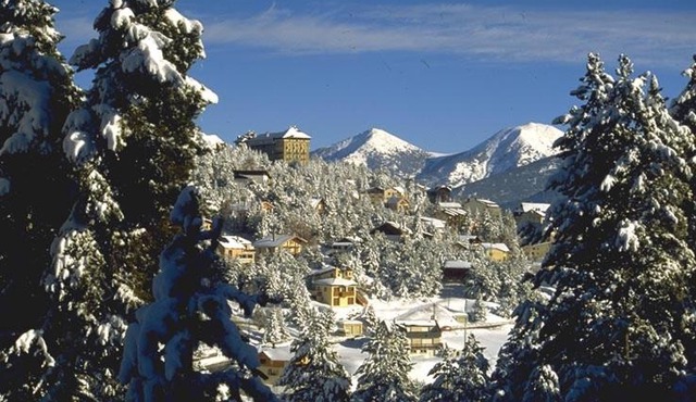Font-Romeu village - ski, randonnées, loisirs plein air