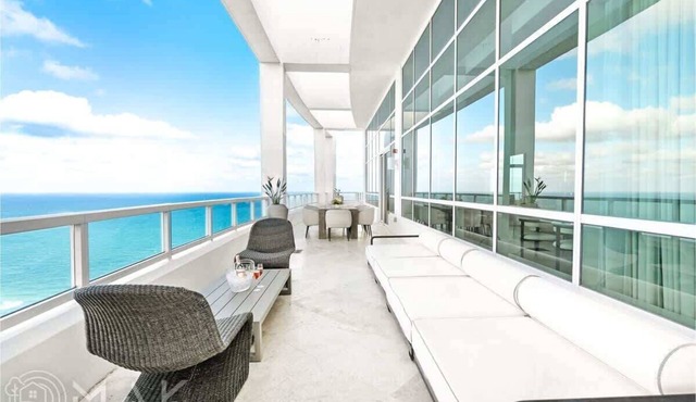 FontaineBleau Penthouse, The Pinnacle of Luxury