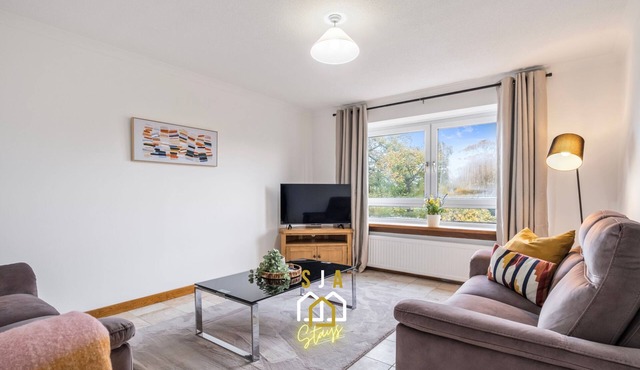 Fonthill Stay - SJA Stays - 3 Bed Apartment