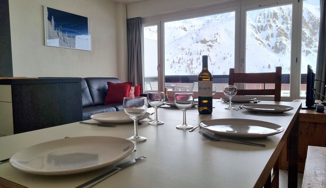 Foot slopes! Beautiful apartment renovated, sun exposure, Tignes WIFI