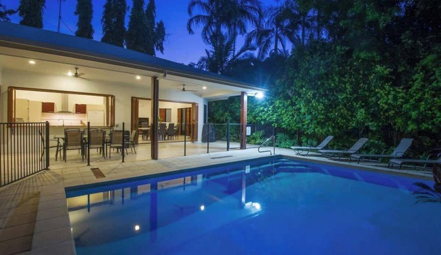 Footsteps to Four Mile - Port Douglas