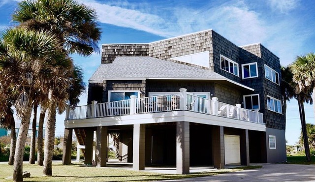 Footsteps to the Beach - Sleeps 8-Quiet Beach in The Hammock