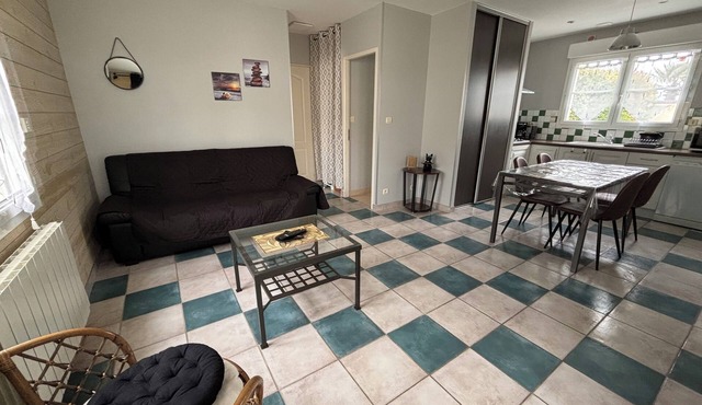 For a quiet stay in a pretty coastal village 5 minutes from La Rochelle/Ile de Ré