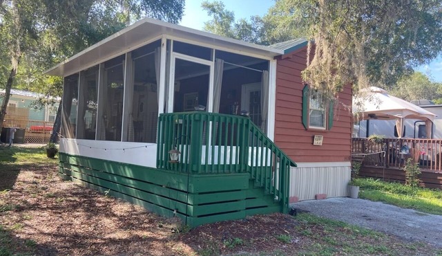 For Fox Sake, Cabin by the Lake in Salt Springs, FL.