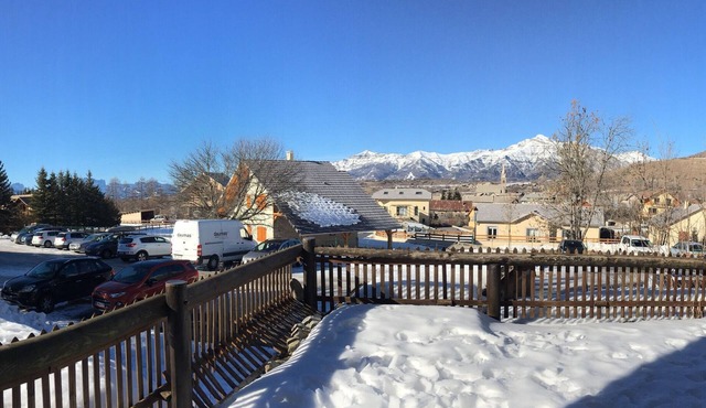 For rent fully equipped studio with large terrace, 4-legged friends welcome