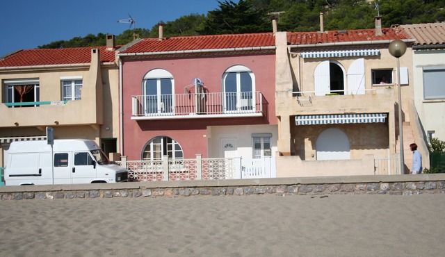 For Rent T2 - Leucate plage - 1er G - FRONT DE MER-