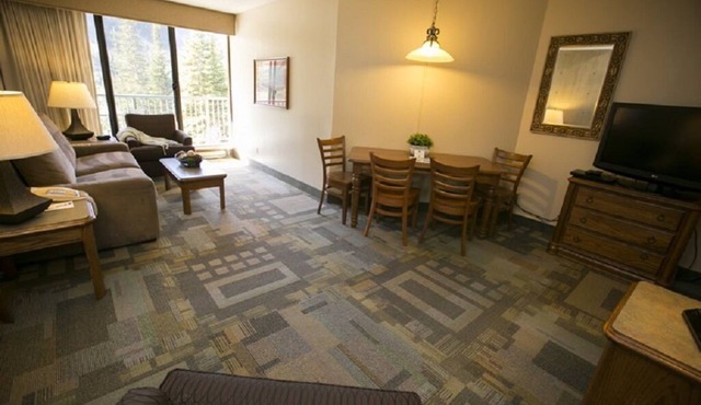 FOR RENT Unit 415 Snowbird-Iron Blosam-Sleeps 4 prs