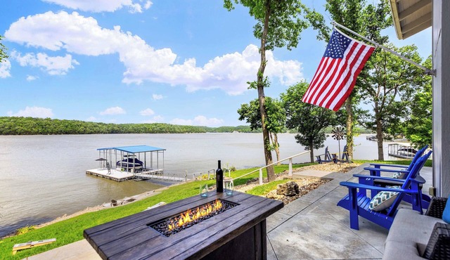 For the View – Lakeside Launchpad! Great Location
