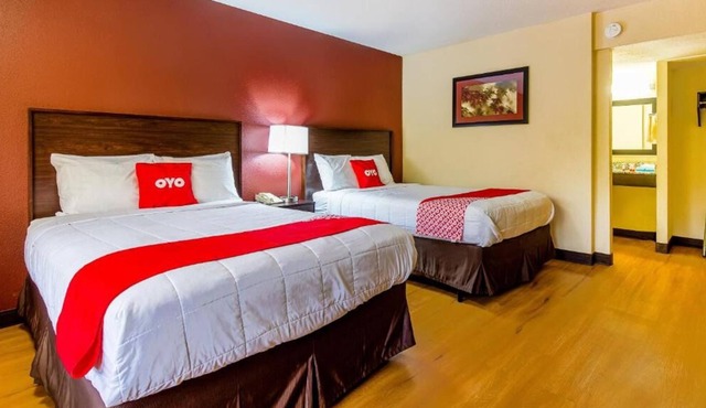 For The Whole Family! 4 Relaxing Units, Free Parking, Pets are Allowed
