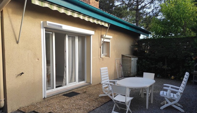 For vacations on foot