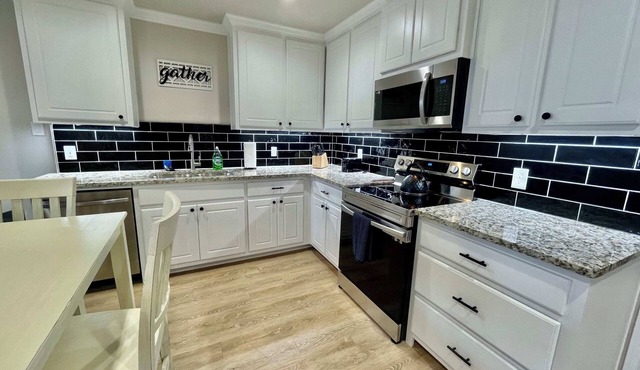 Fordham Townhomes 6 - 2BR 2BA - Close to Tech/Medical
