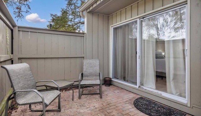 Fore-Shore | Sawgrass CC Golf View Retreat | 3RB - 2BA | Walk to the Beach