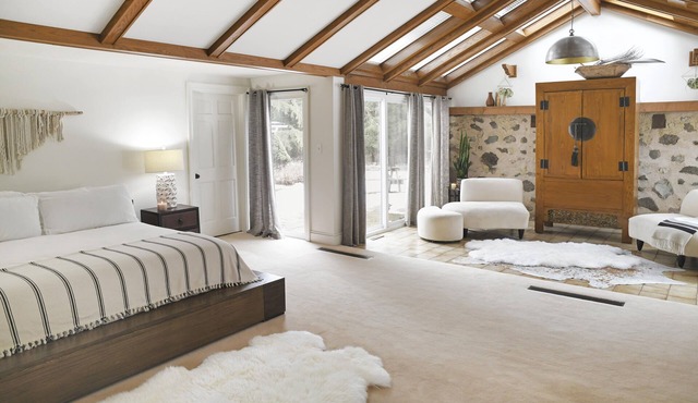 Forest and Farm, Modern and Spacious Farmhouse