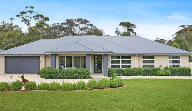 Forest Brae – pet friendly and walk to town