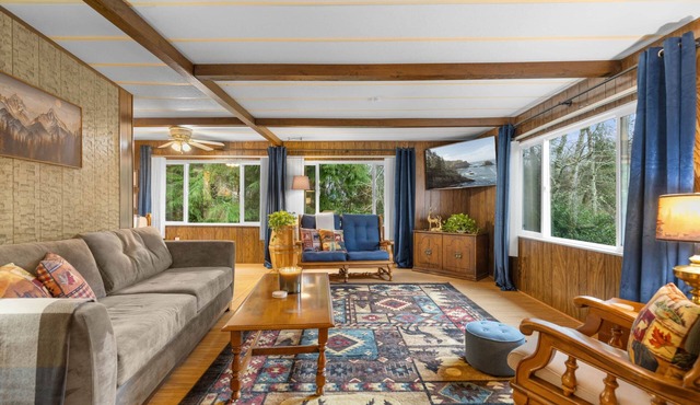 Forest Cabin Near Sekiu Fish & Hunt Basecamp