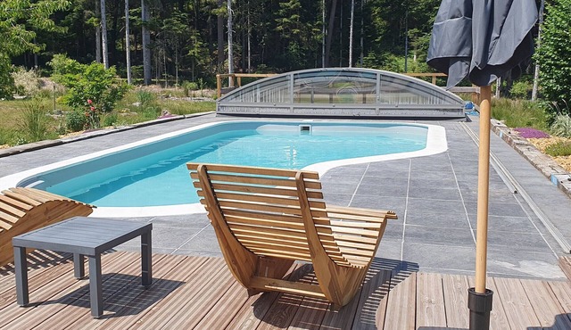 Forest duplex with pool and Wi-Fi