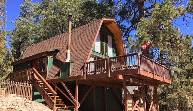 Forest getaway in Fawnskin, the quiet side of Big Bear