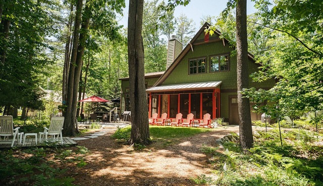 Forest Haven - nA Spectacular Cottage Home on Antrim's Chain of Lakes