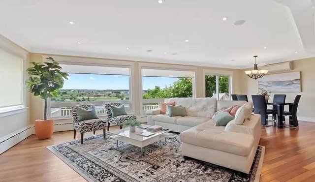 Forest House QV Lake View Parking