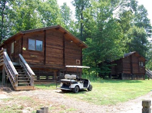 Forest Lake Camping Resort Cabin 18