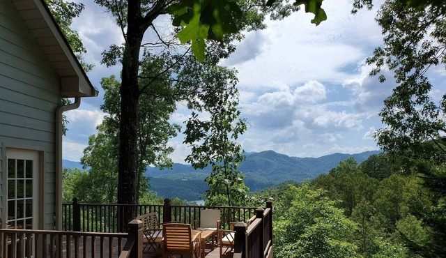 Forest Lake Escape Bryson City